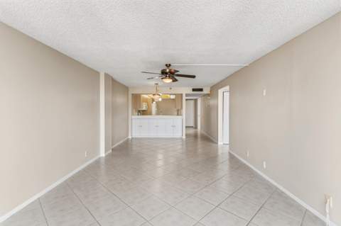 17 Royal Palm Way #6010, Boca Raton FL - photo 7 of 42