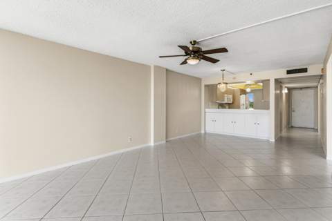 17 Royal Palm Way #6010, Boca Raton FL - photo 8 of 42