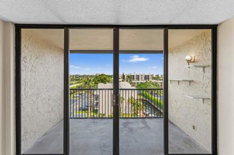 17 Royal Palm Way #6010, Boca Raton FL - photo 14 of 42