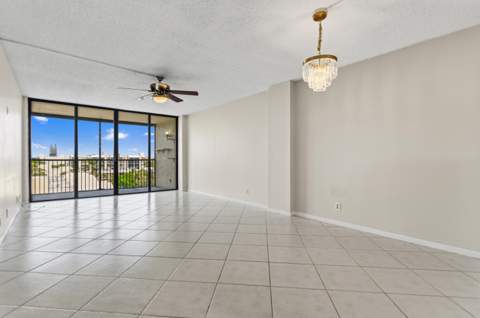 17 Royal Palm Way #6010, Boca Raton FL - photo 12 of 42