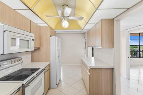 17 Royal Palm Way #6010, Boca Raton FL - photo 17 of 42