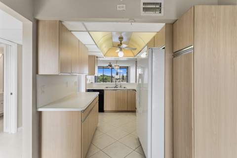 17 Royal Palm Way #6010, Boca Raton FL - photo 19 of 42