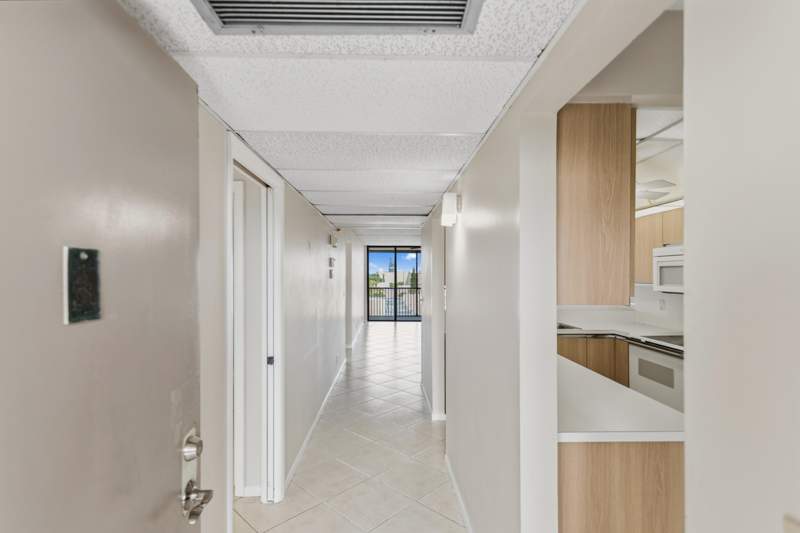 2 bedroom Condominium at 17 Royal Palm Way #6010, Boca Bayou Condo, Boca Raton — photo 5