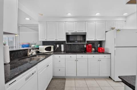 2687 N Ocean Boulevard #206, Boca Raton FL - photo 11 of 67