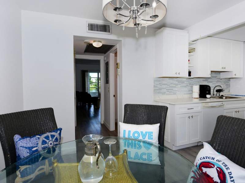 1 bedroom Condominium at 1038 Cambridge B, Century Village, Deerfield Beach — photo 3