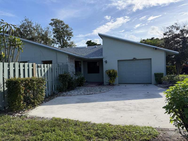 2 bedroom Villa at 866 NW 25th Avenue, Rainberry Bay Sec 1, Delray Beach — photo 2