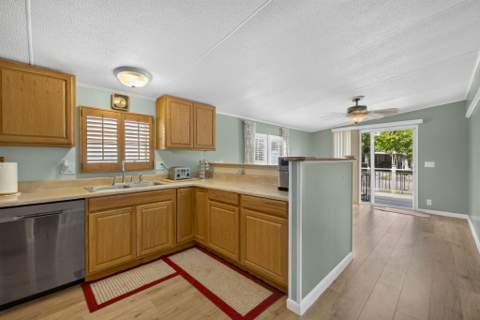 3000 SW 51st Street, Fort Lauderdale FL - photo 8 of 28