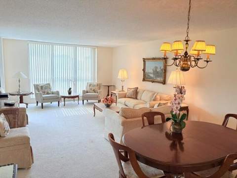 5380 Woodland Lakes Drive #216, Palm Beach Gardens FL - photo 7 of 12