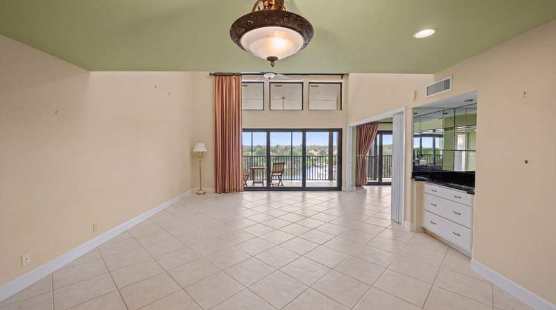 2 bedroom Condominium at 16910 Bay Street #E501, Anchorage East At Jonathans Landing Condo, Jupiter — photo 5