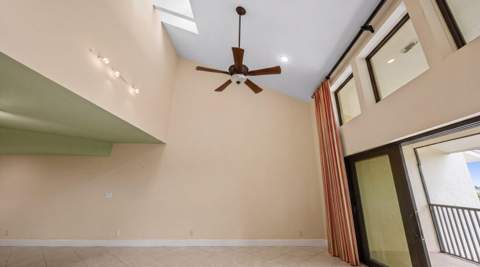 16910 Bay Street #E501, Jupiter FL - photo 9 of 41