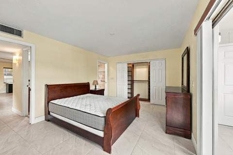 447 Burgundy J #J, Delray Beach FL - photo 18 of 43