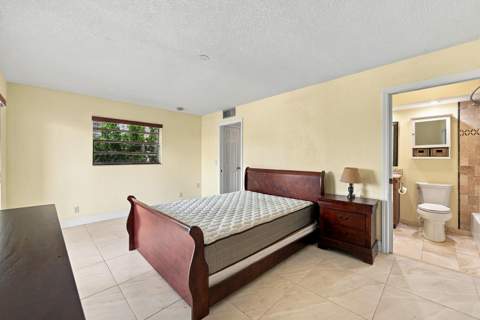 447 Burgundy J #J, Delray Beach FL - photo 19 of 43