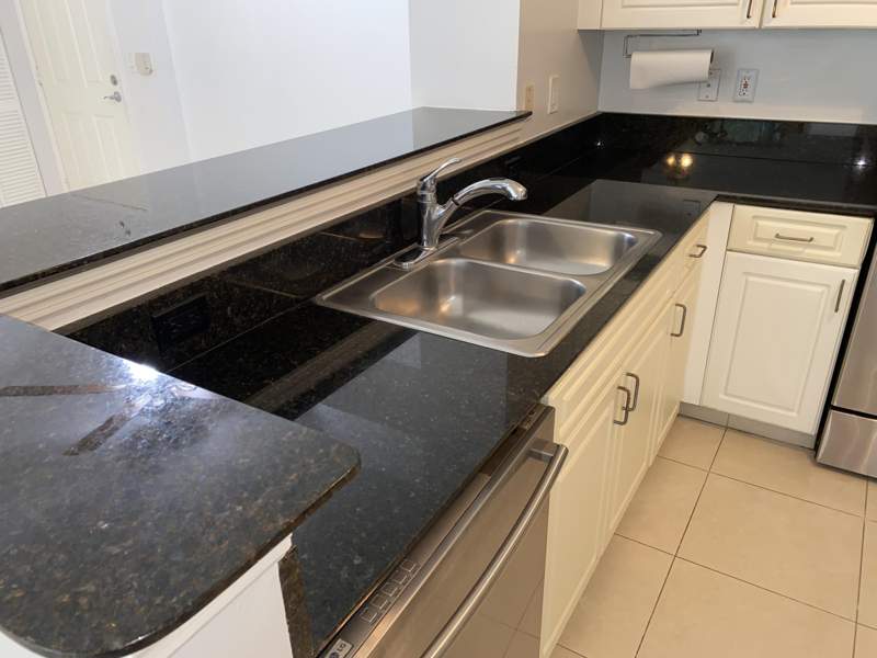 2 bedroom Condominium at 720 S Sapodilla Avenue #408, Courtyards In Cityplace Condo, West Palm Beach — photo 3