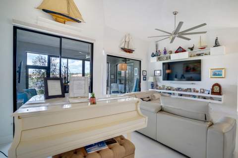 7235 Sweetbay Court, Boynton Beach FL - photo 9 of 62