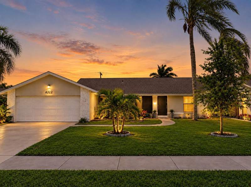 3 bedroom Single Family Residence at 4222 NW 6th Court, Riverglen East, Deerfield Beach — photo 2