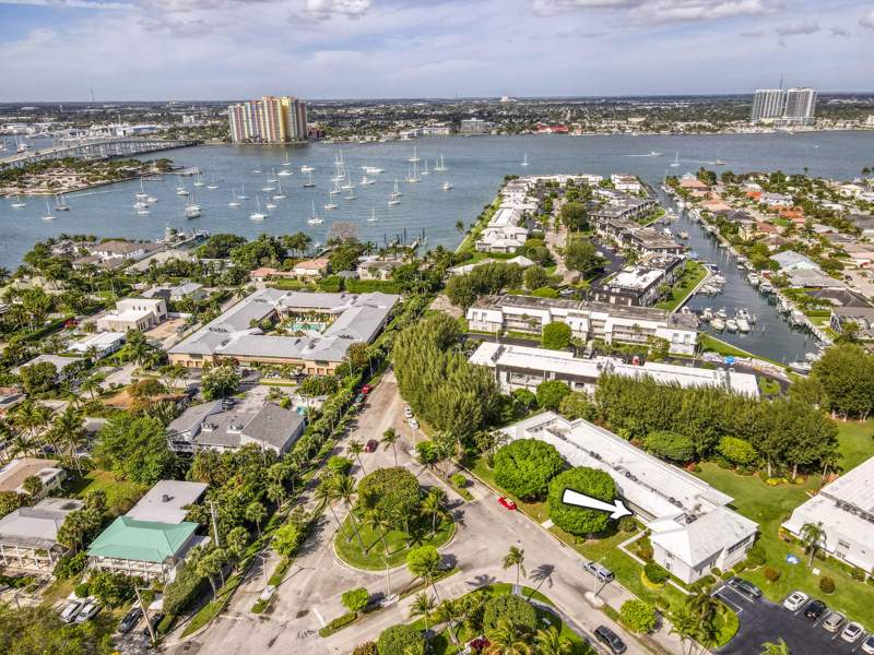 2 bedroom Condominium at 1201 N Sugar Sands Boulevard #11, Sugar Sands Condo, Singer Island — photo 2