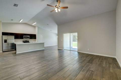 2384 SW Pamona Street, Port St. Lucie FL - photo 11 of 54