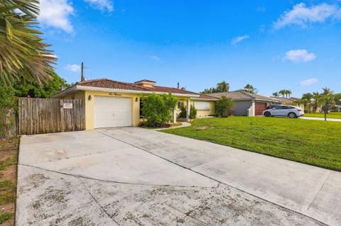 213 NE 24th Court, Boca Raton FL - photo 6 of 69