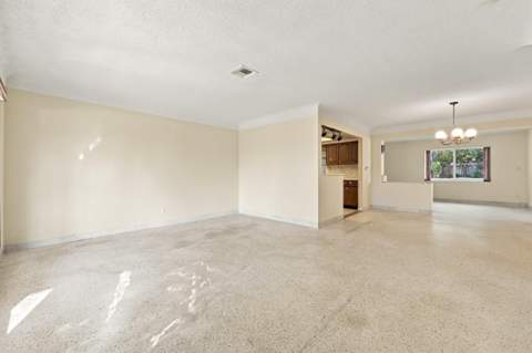 213 NE 24th Court, Boca Raton FL - photo 10 of 69