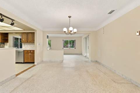 213 NE 24th Court, Boca Raton FL - photo 23 of 69
