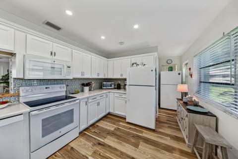 130 NW 14th Street, Boynton Beach FL - photo 12 of 42