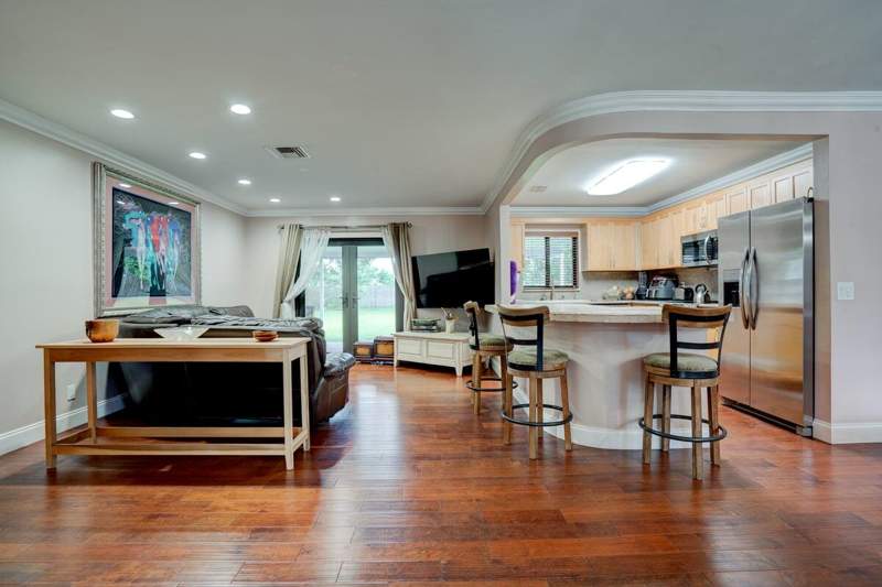 4 bedroom Single Family Residence at 5139 1st Road, Palm Beach Farms Co 3, Lake Worth — photo 4