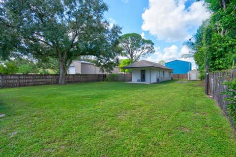 5139 1st Road, Lake Worth FL - photo 20 of 26