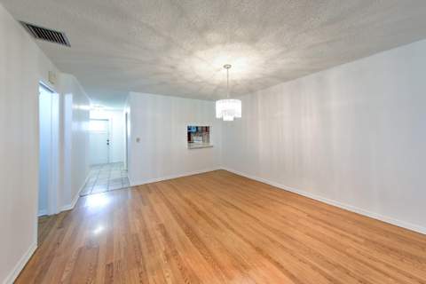 5794 Moss Court #7E, Fort Pierce FL - photo 9 of 54