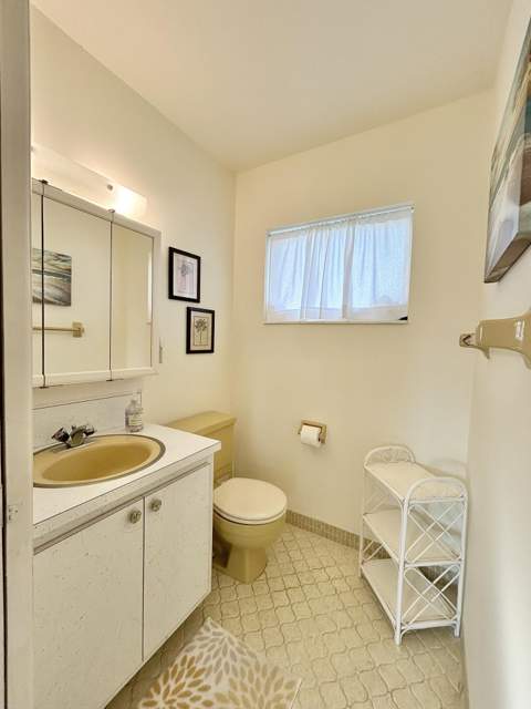 2653 Dudley Drive #F, West Palm Beach FL - photo 14 of 43