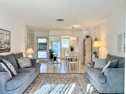 2653 Dudley Drive #F, West Palm Beach FL - photo 8 of 43