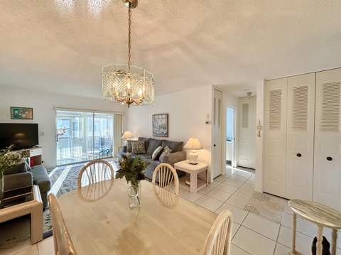 2653 Dudley Drive #F, West Palm Beach FL - photo 7 of 43