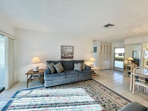2653 Dudley Drive #F, West Palm Beach FL - photo 11 of 43