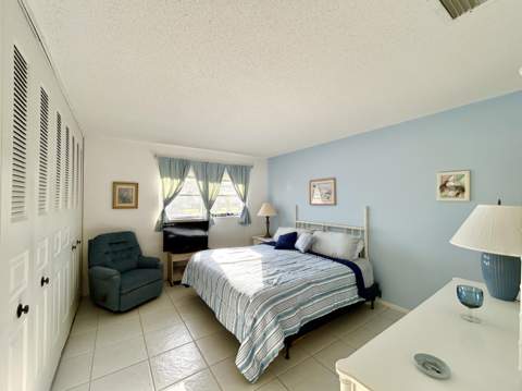 2653 Dudley Drive #F, West Palm Beach FL - photo 16 of 43