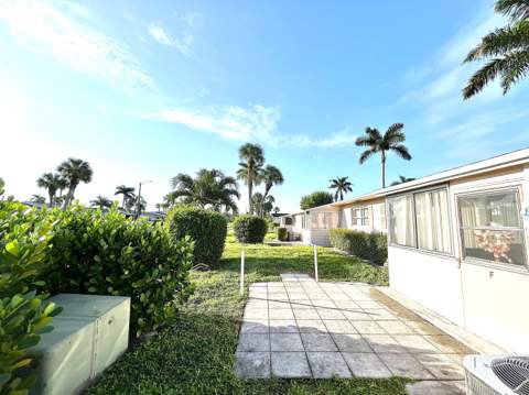 2653 Dudley Drive #F, West Palm Beach FL - photo 20 of 43