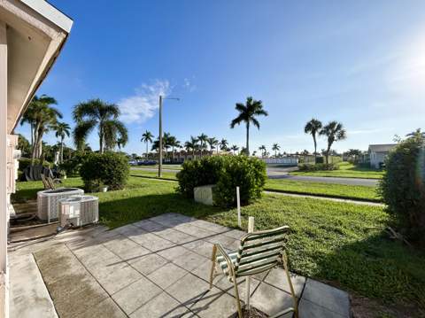 2653 Dudley Drive #F, West Palm Beach FL - photo 23 of 43