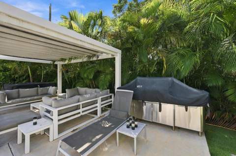 110 NE 16th Place, Fort Lauderdale FL - photo 8 of 40