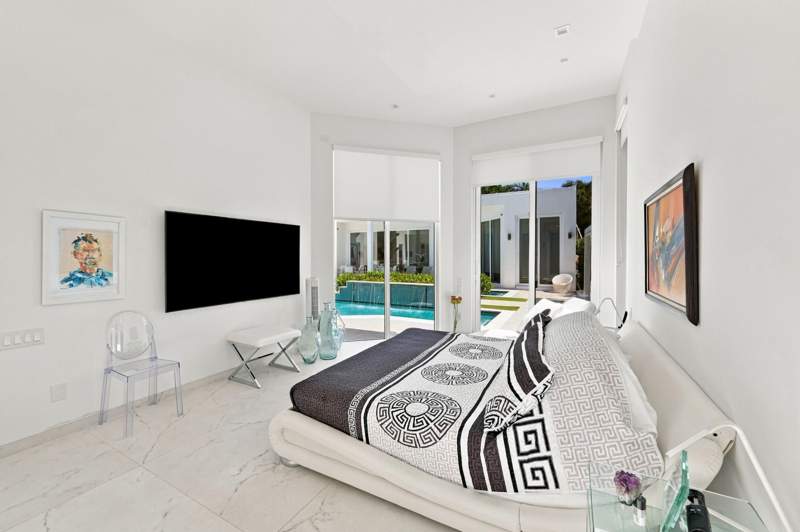 4 bedroom Single Family Residence at 110 NE 16th Place, Placido Place, Fort Lauderdale — photo 3