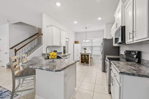 861 NE Whistling Duck Way, Port St. Lucie FL - photo 17 of 76