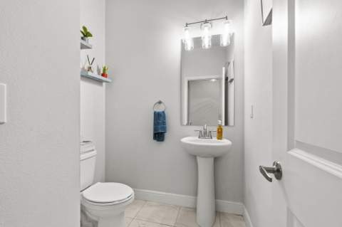 861 NE Whistling Duck Way, Port St. Lucie FL - photo 22 of 76
