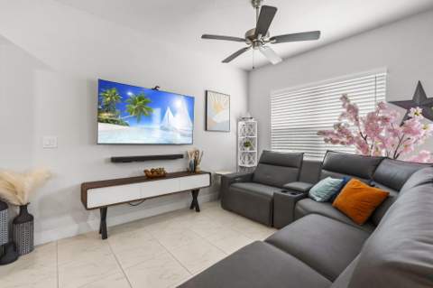 861 NE Whistling Duck Way, Port St. Lucie FL - photo 24 of 76