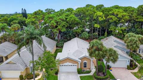 174 Harbor Lake Circle, Greenacres FL - photo 23 of 57