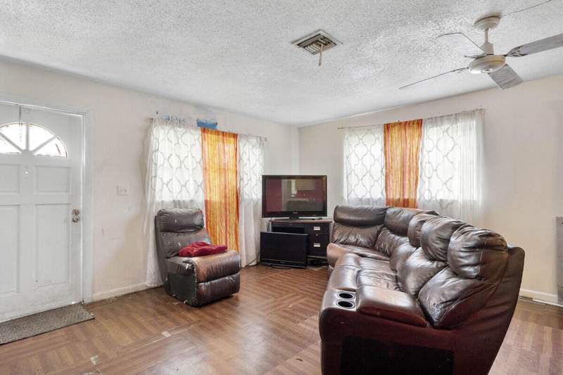 3 bedroom Single Family Residence at 7207 SW 4th Court, Lauderdale North Park Sec 2, North Lauderdale — photo 5