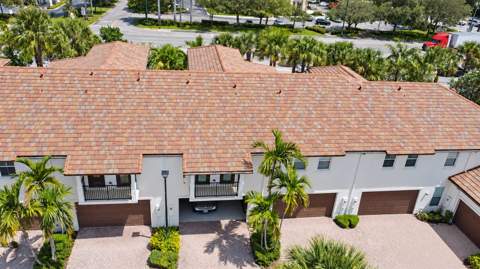 4618 Monarch Way, Coconut Creek FL - photo 12 of 19