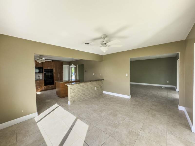 3 bedroom Single Family Residence at 1025 Yale Drive, Hollywood Hills, Hollywood — photo 3