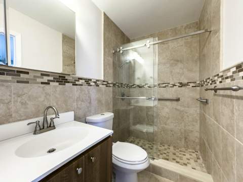 1025 Yale Drive, Hollywood FL - photo 16 of 23