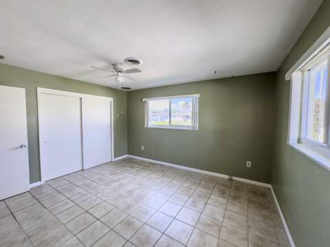 1025 Yale Drive, Hollywood FL - photo 14 of 23