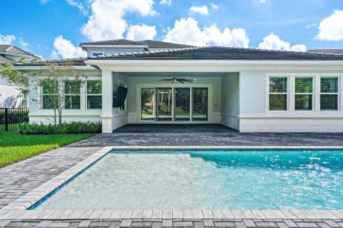 9224 Crestview Circle, Palm Beach Gardens FL - photo 22 of 29