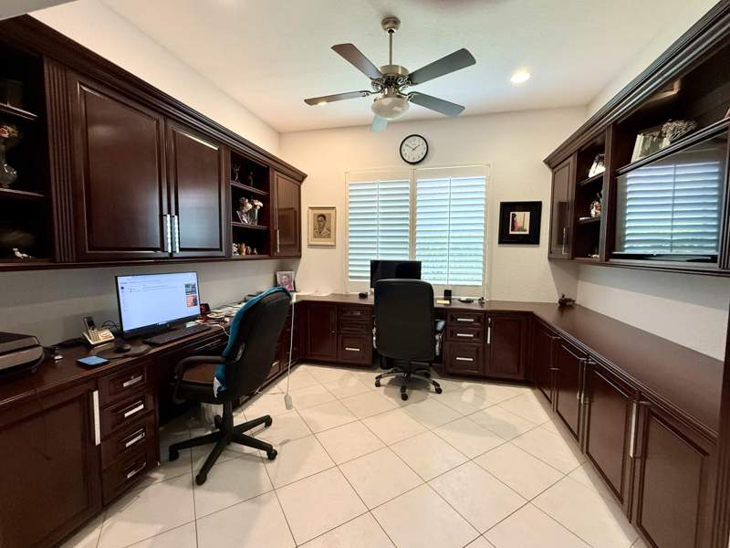 3 bedroom Single Family Residence at 6651 Bali Hai, Valencia Isles 1, Boynton Beach — photo 2