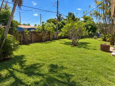 2924 NW 9th Terrace, Wilton Manors FL - photo 9 of 24