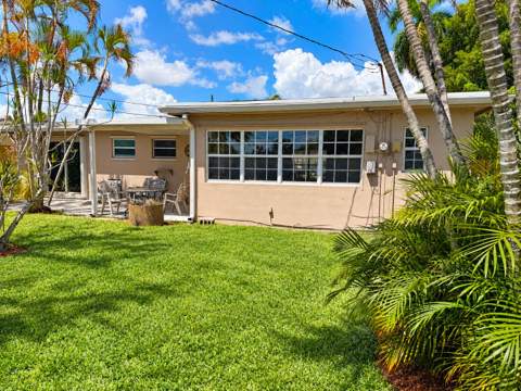 2924 NW 9th Terrace, Wilton Manors FL - photo 6 of 24